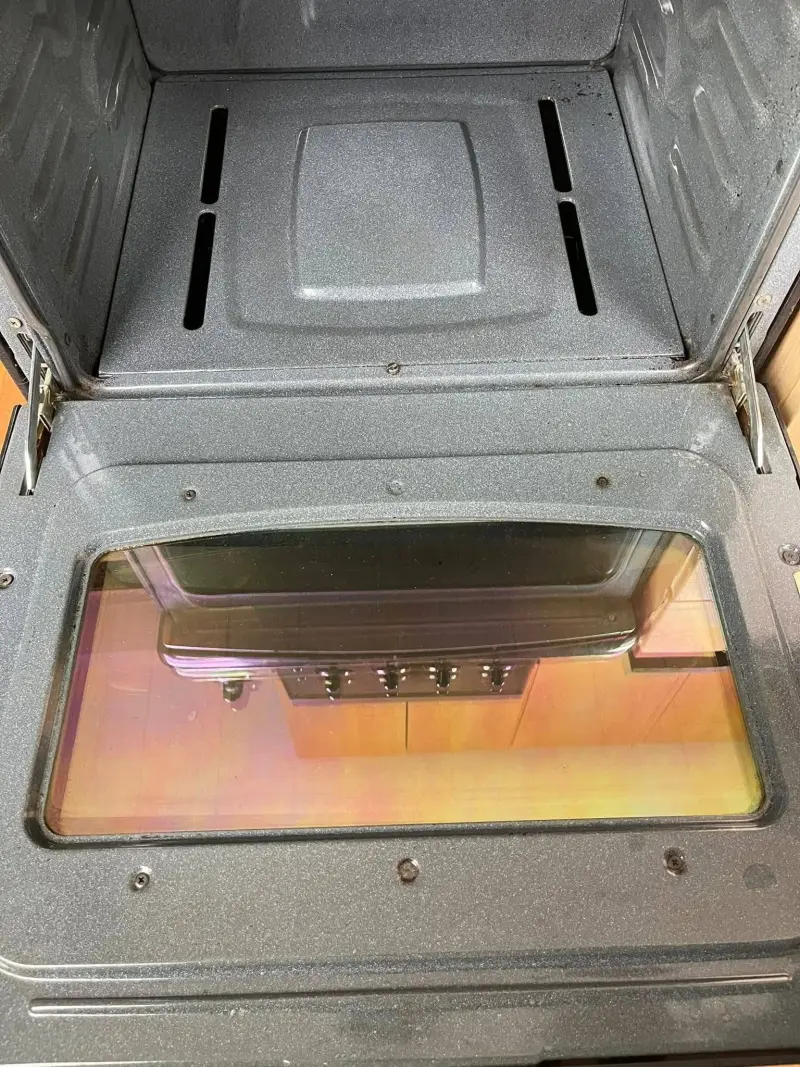 Oven after cleaning